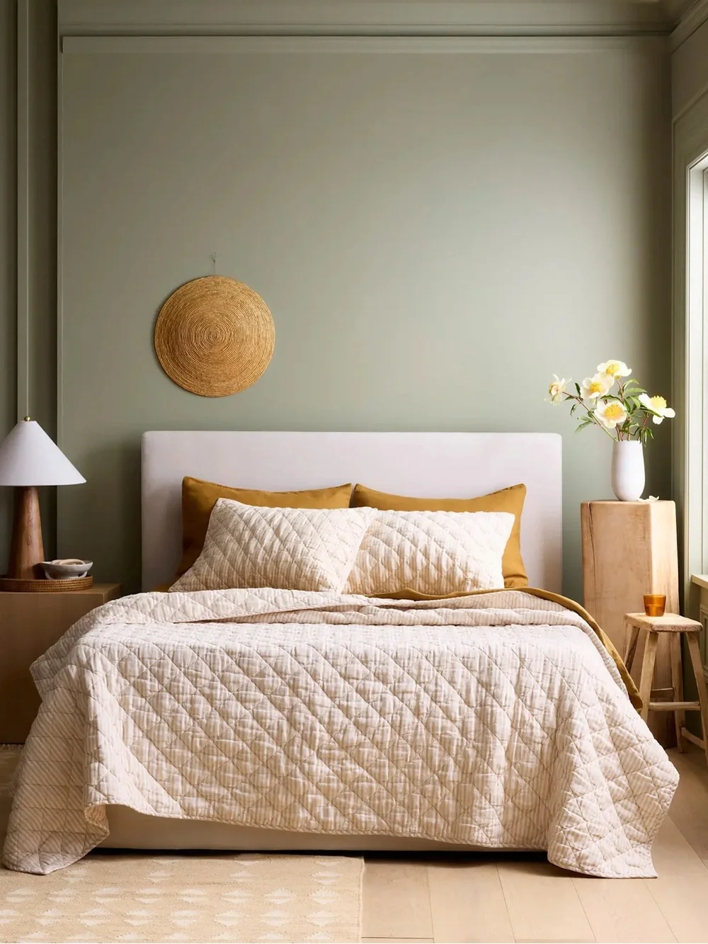 NWOT QUINCE European Linen Striped Quilt King/Cal King Natural/White 9243